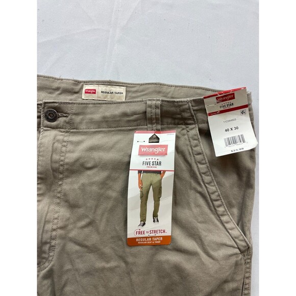 Wrangler Five Star Premium Regular Taper Size 40x30 Tan Cargo Stretch NWT - Picture 3 of 5